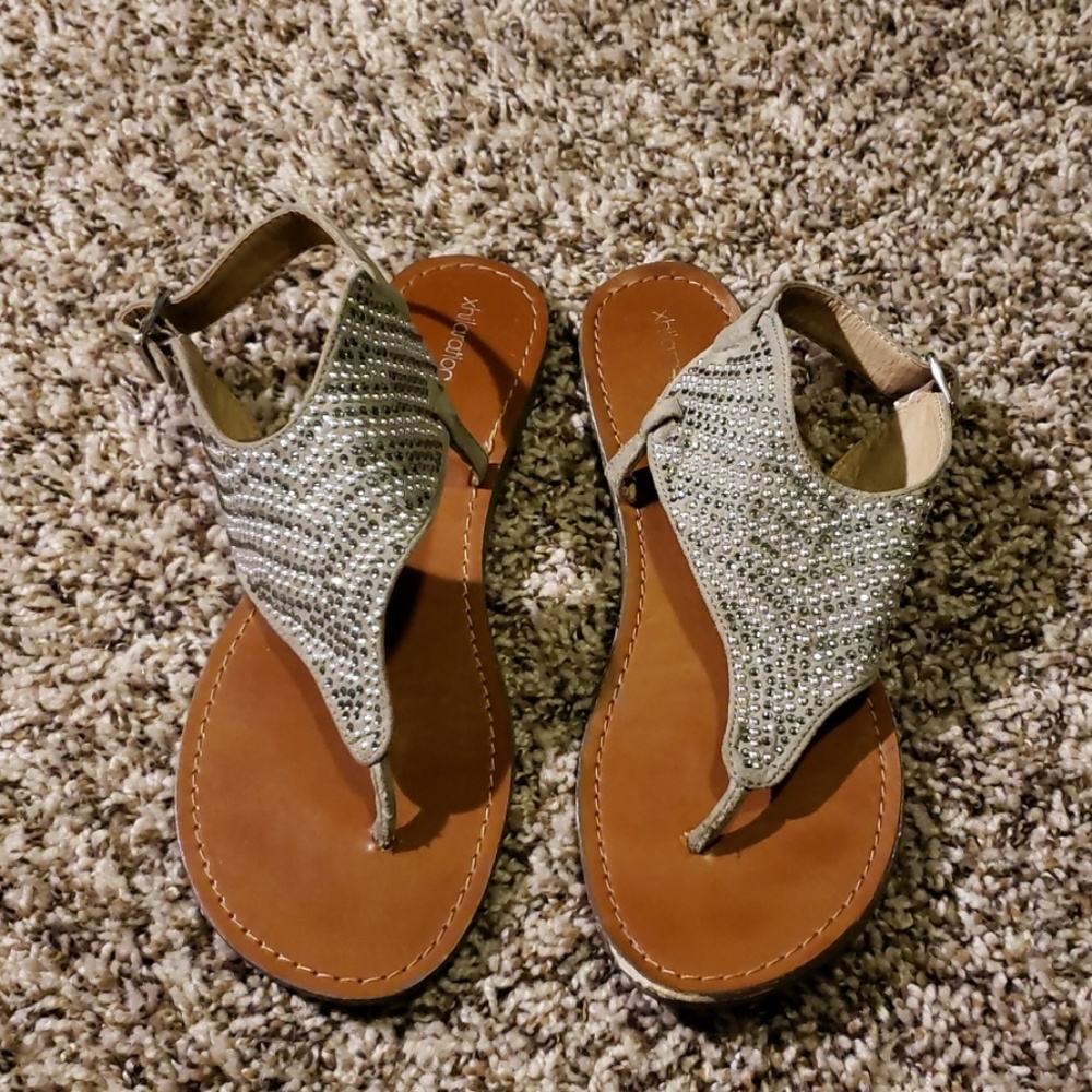 Xhilaration sandles